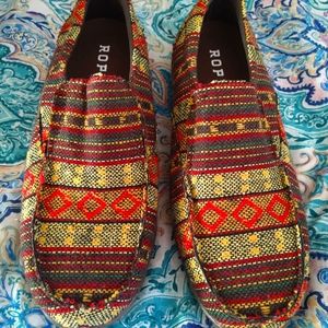 Women's Size 7.5 slip on shoes